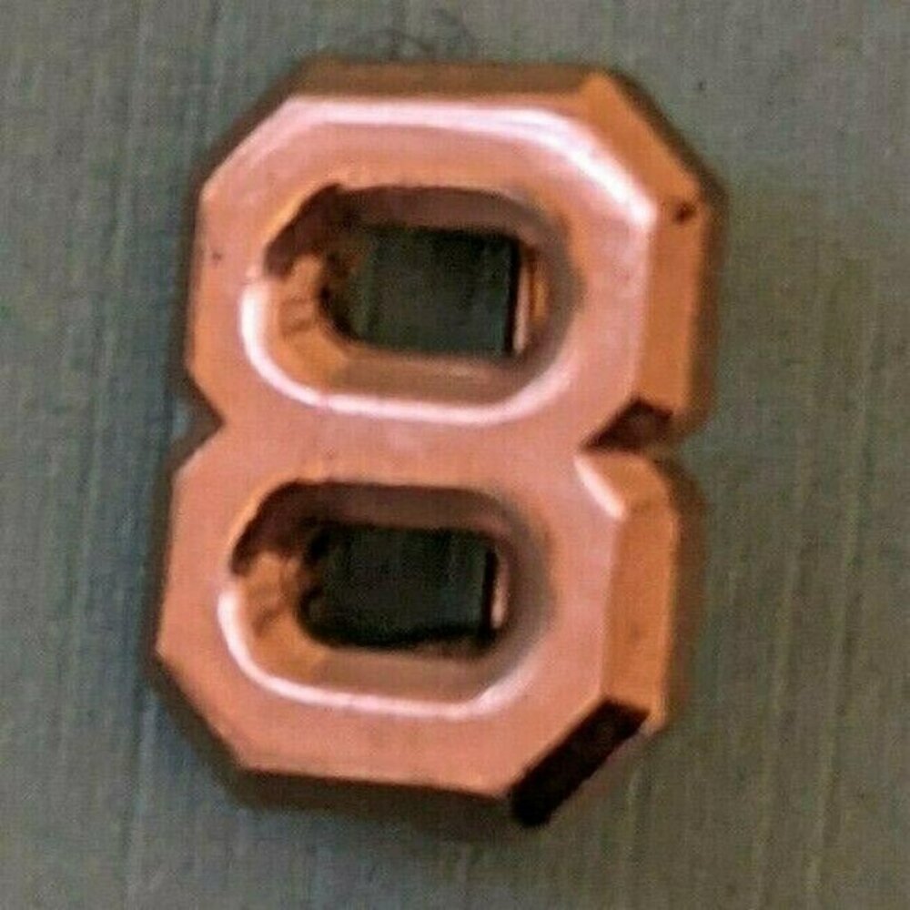 US ARMY 8th INFANTRY Silver Tone Badge MILITARY Pin